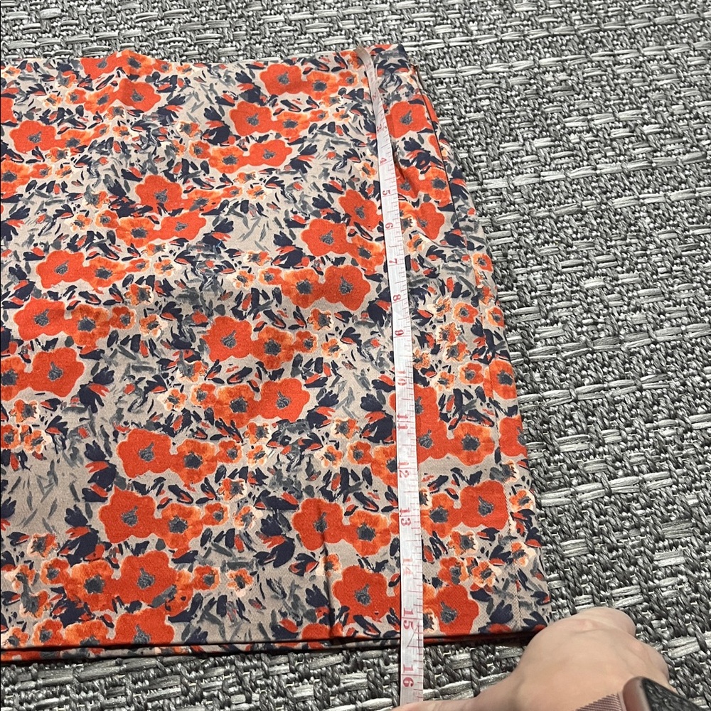 Club Monaco | Floral Skirt - Picture 9 of 10